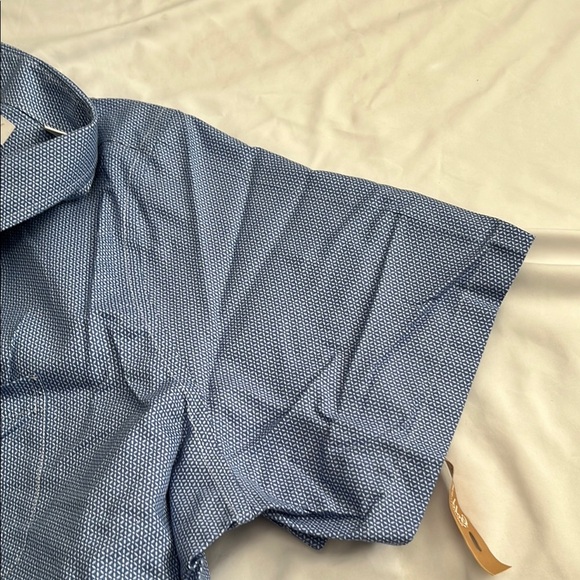 Roundtree & Yorke Blue Dress Shirt Classic Style - Picture 11 of 11